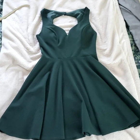 B Darlin | Dresses | Bdarlin Dress Hunter Green Size 56 | Poshmark